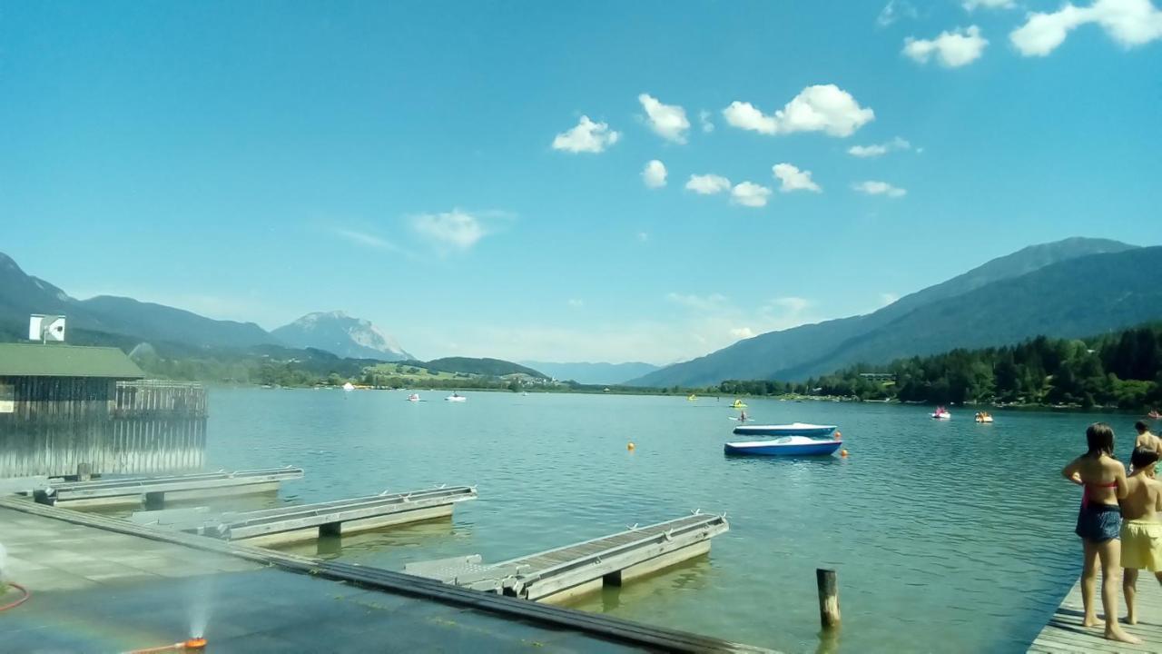 Landhaus Tirol Hotel Lake Pressegg Exterior photo