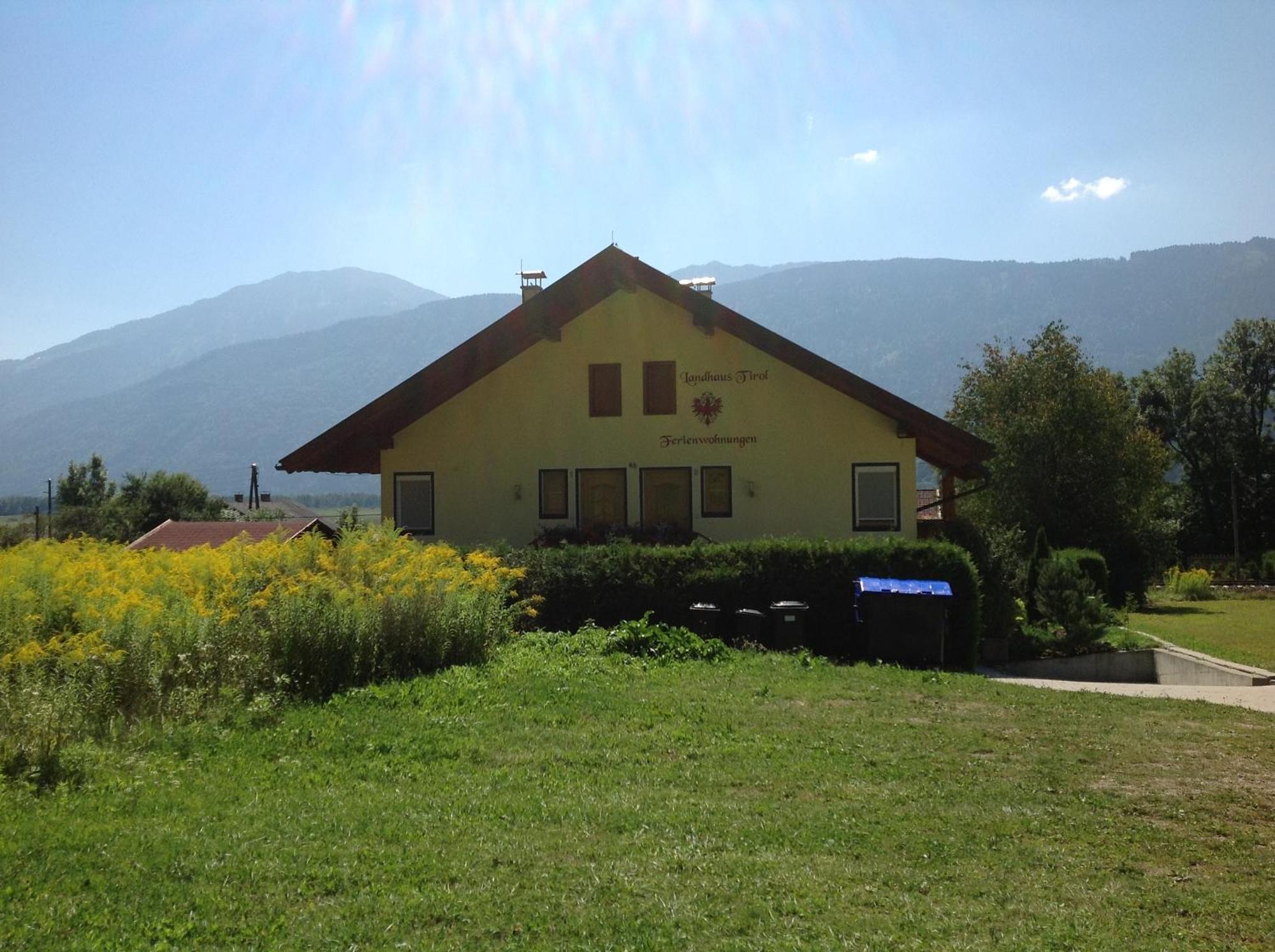 Landhaus Tirol Hotel Lake Pressegg Exterior photo