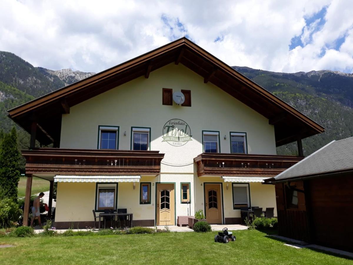 Landhaus Tirol Hotel Lake Pressegg Exterior photo