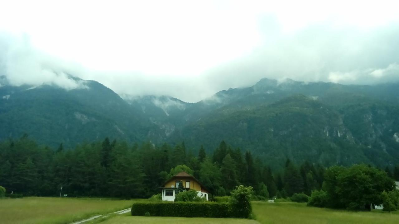 Landhaus Tirol Hotel Lake Pressegg Exterior photo